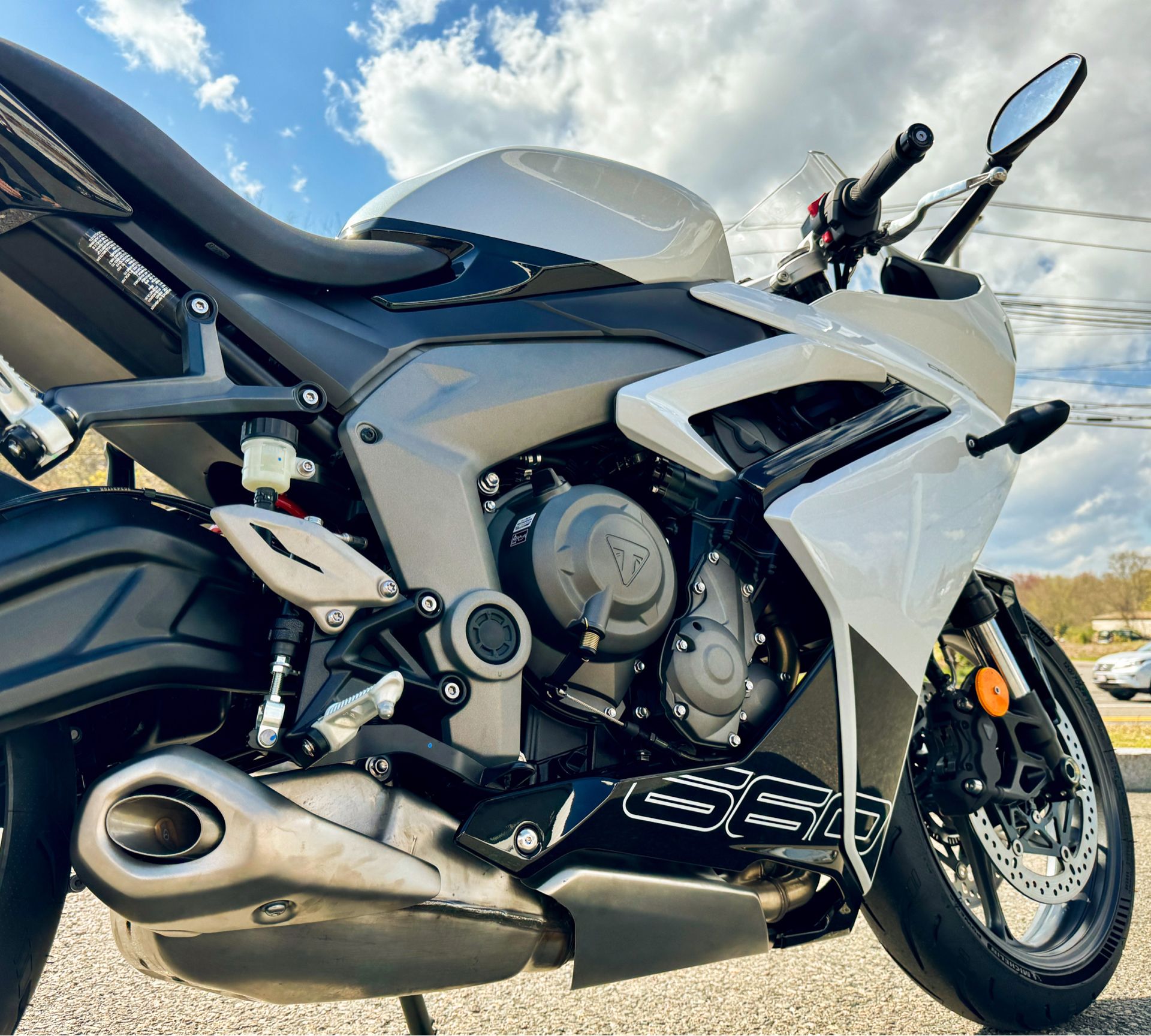 2025 Triumph Daytona 660 in Manchester, New Hampshire - Photo 23