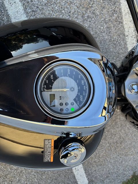 2015 Yamaha V Star 950 in Manchester, New Hampshire - Photo 14