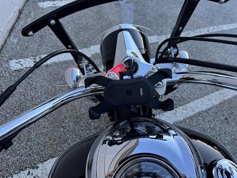 2015 Yamaha V Star 950 in Manchester, New Hampshire - Photo 13