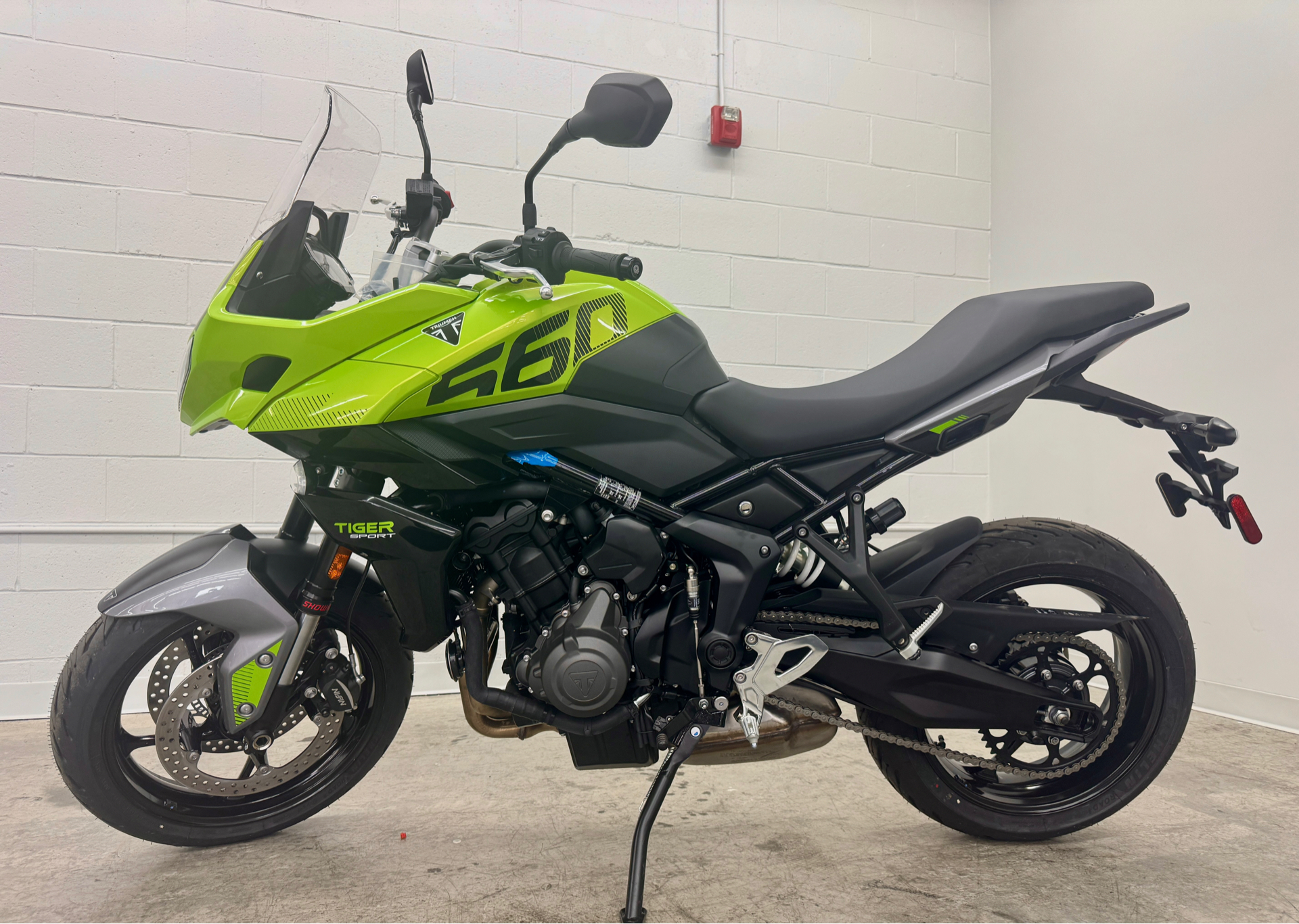 2025 Triumph Tiger Sport 660 in Manchester, New Hampshire - Photo 3