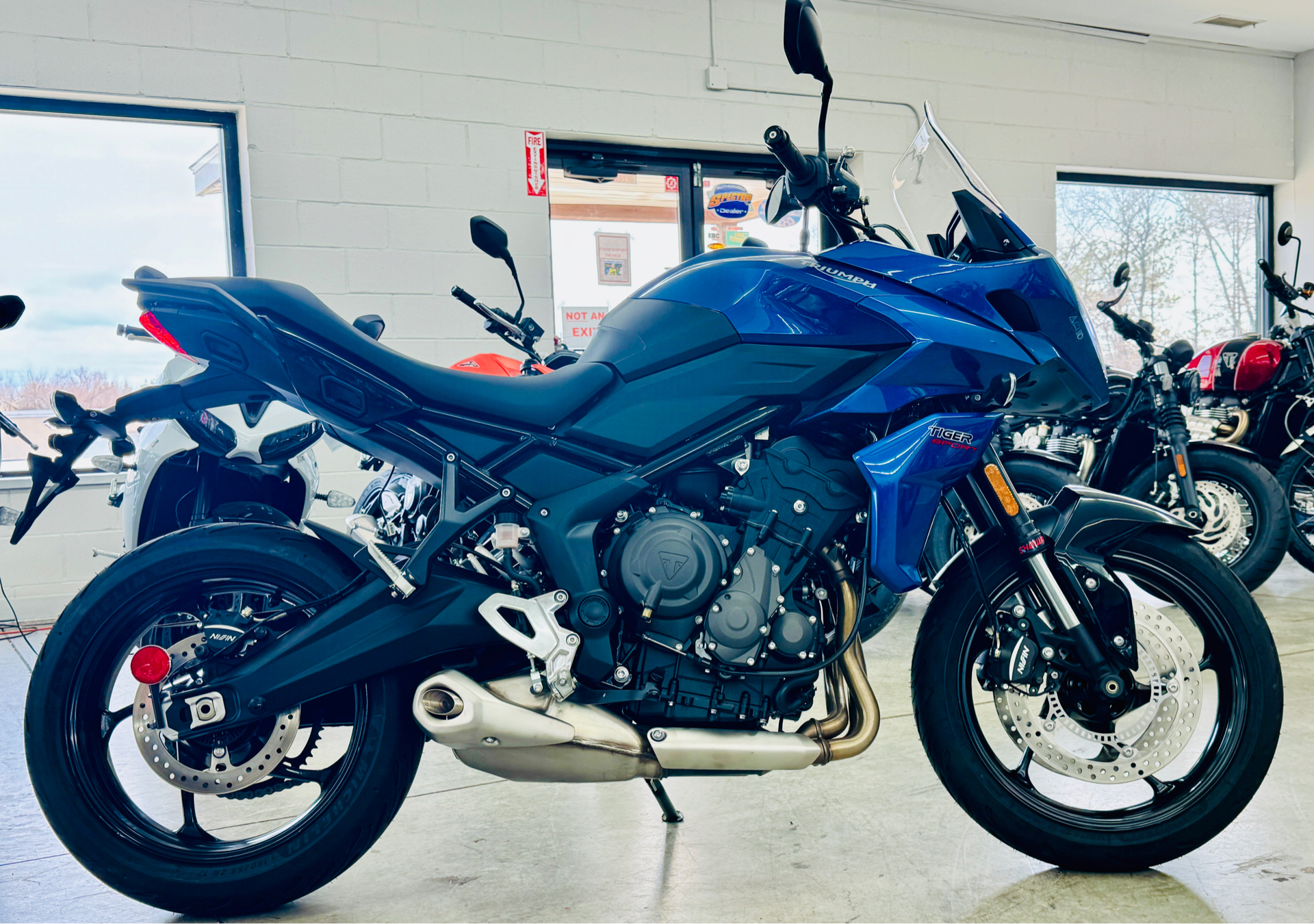 2023 Triumph Tiger Sport 660 in Manchester, New Hampshire - Photo 5