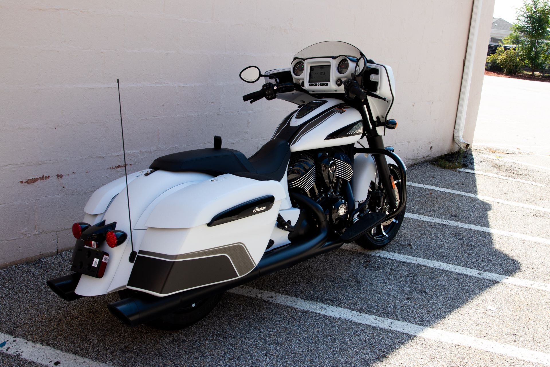 2024 Indian Motorcycle Chieftain® Dark Horse® in Manchester, New Hampshire - Photo 4