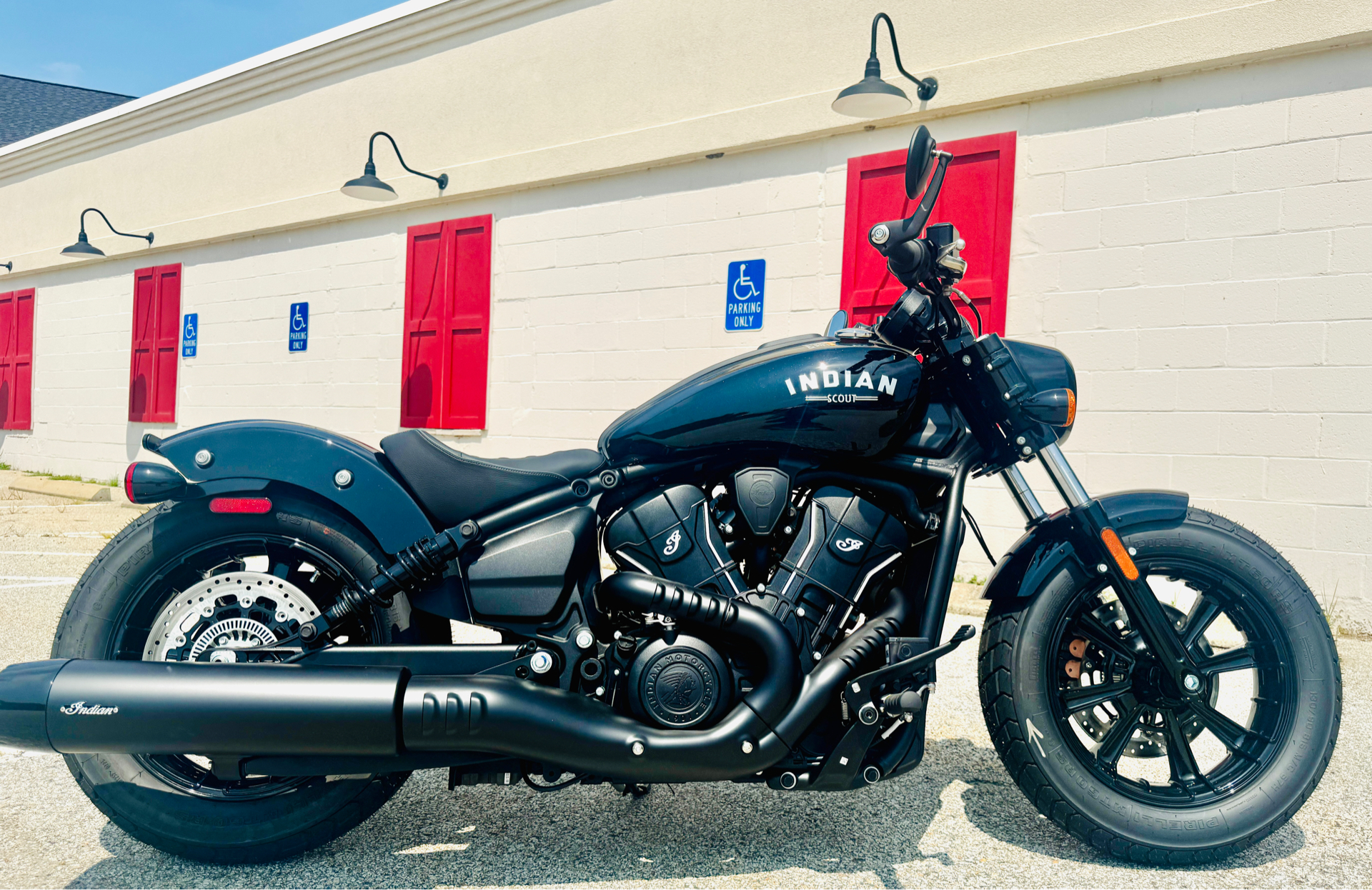 2025 Indian Motorcycle Scout® Bobber in Manchester, New Hampshire - Photo 9