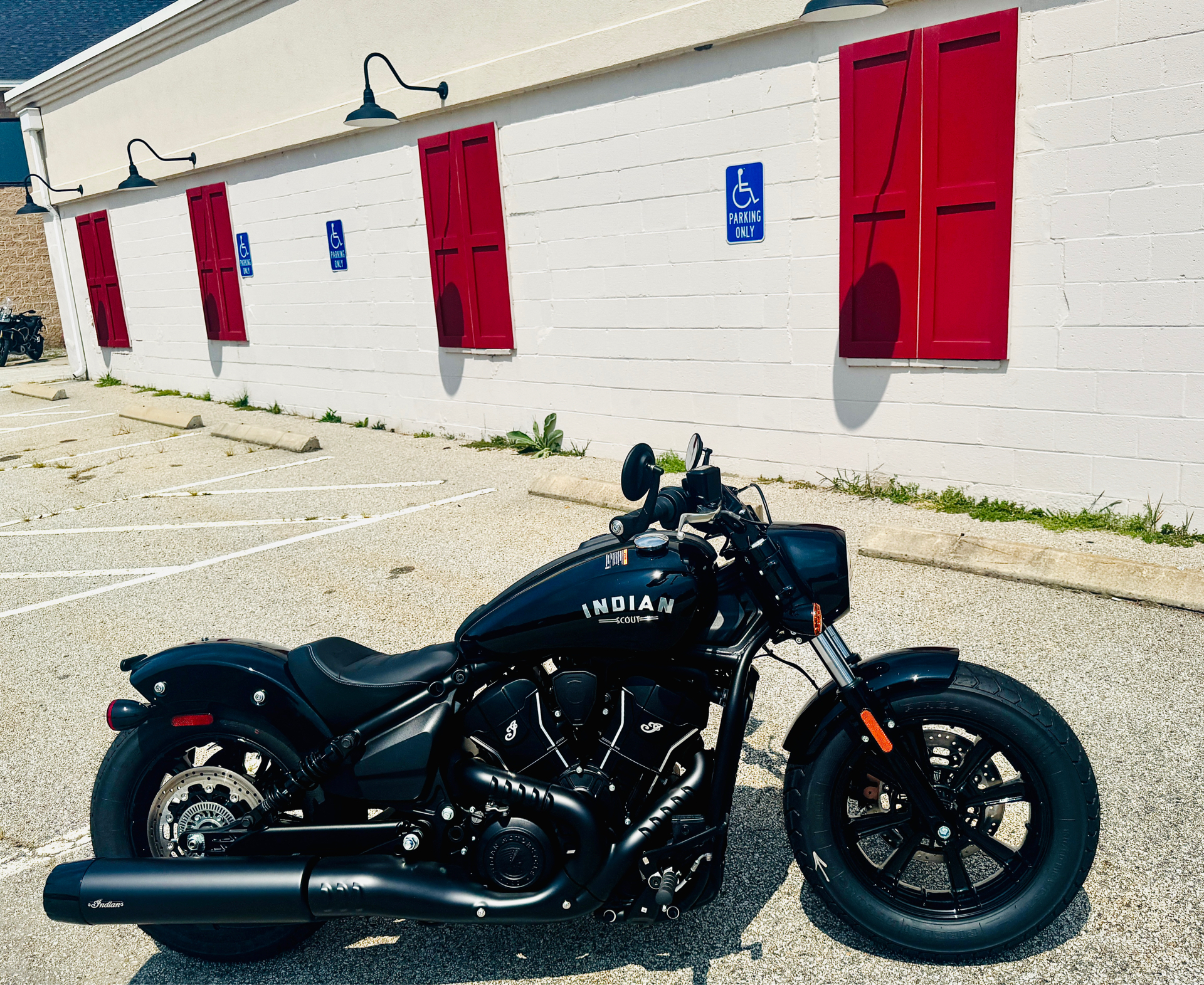 2025 Indian Motorcycle Scout® Bobber in Manchester, New Hampshire - Photo 16