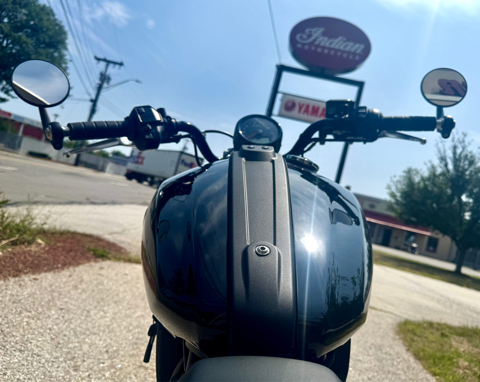 2025 Indian Motorcycle Scout® Bobber in Manchester, New Hampshire - Photo 18