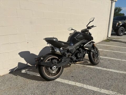 2024 CFMOTO 800NK in Manchester, New Hampshire - Photo 3