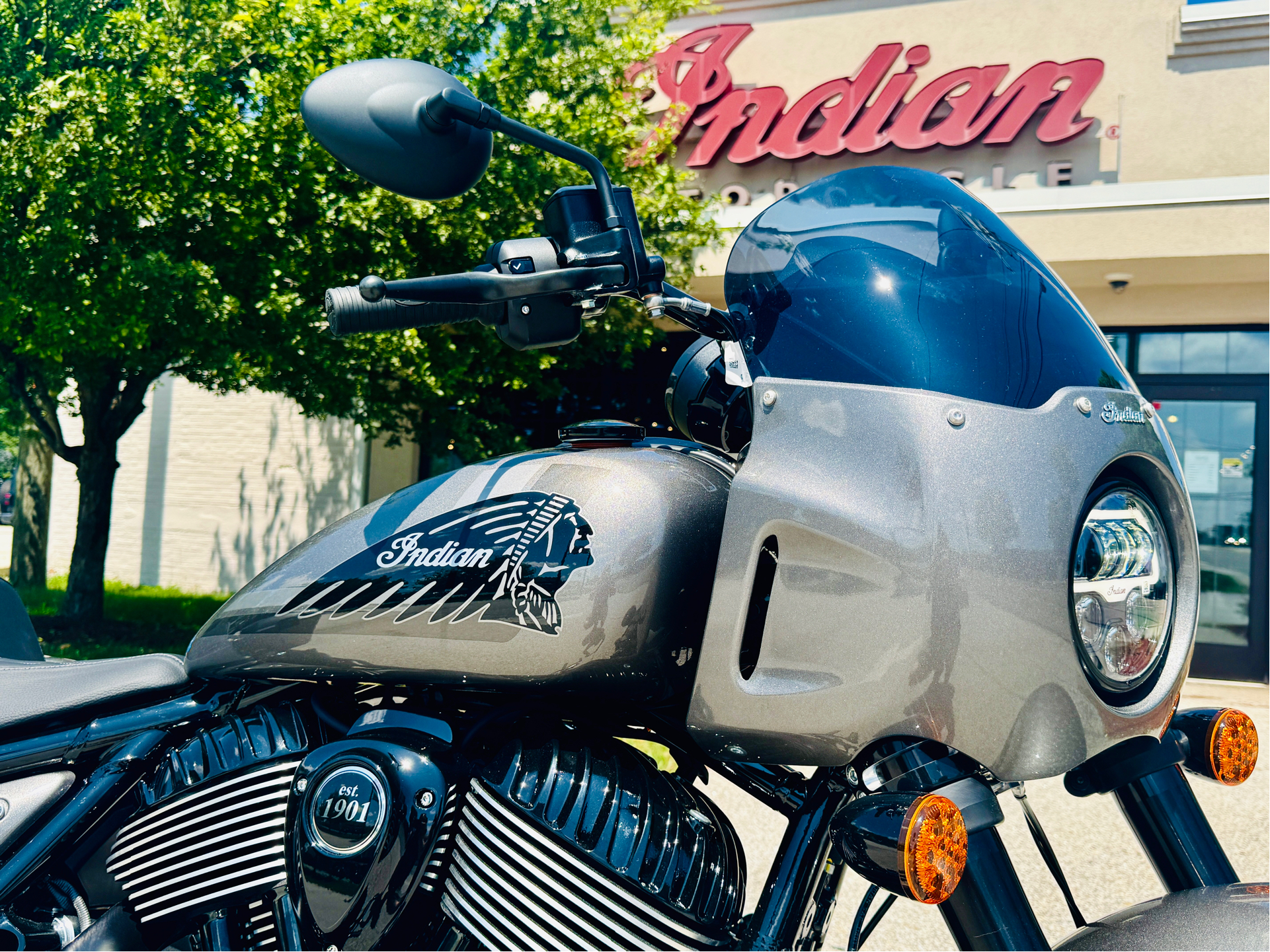 2025 Indian Motorcycle Sport Chief RT in Manchester, New Hampshire - Photo 16