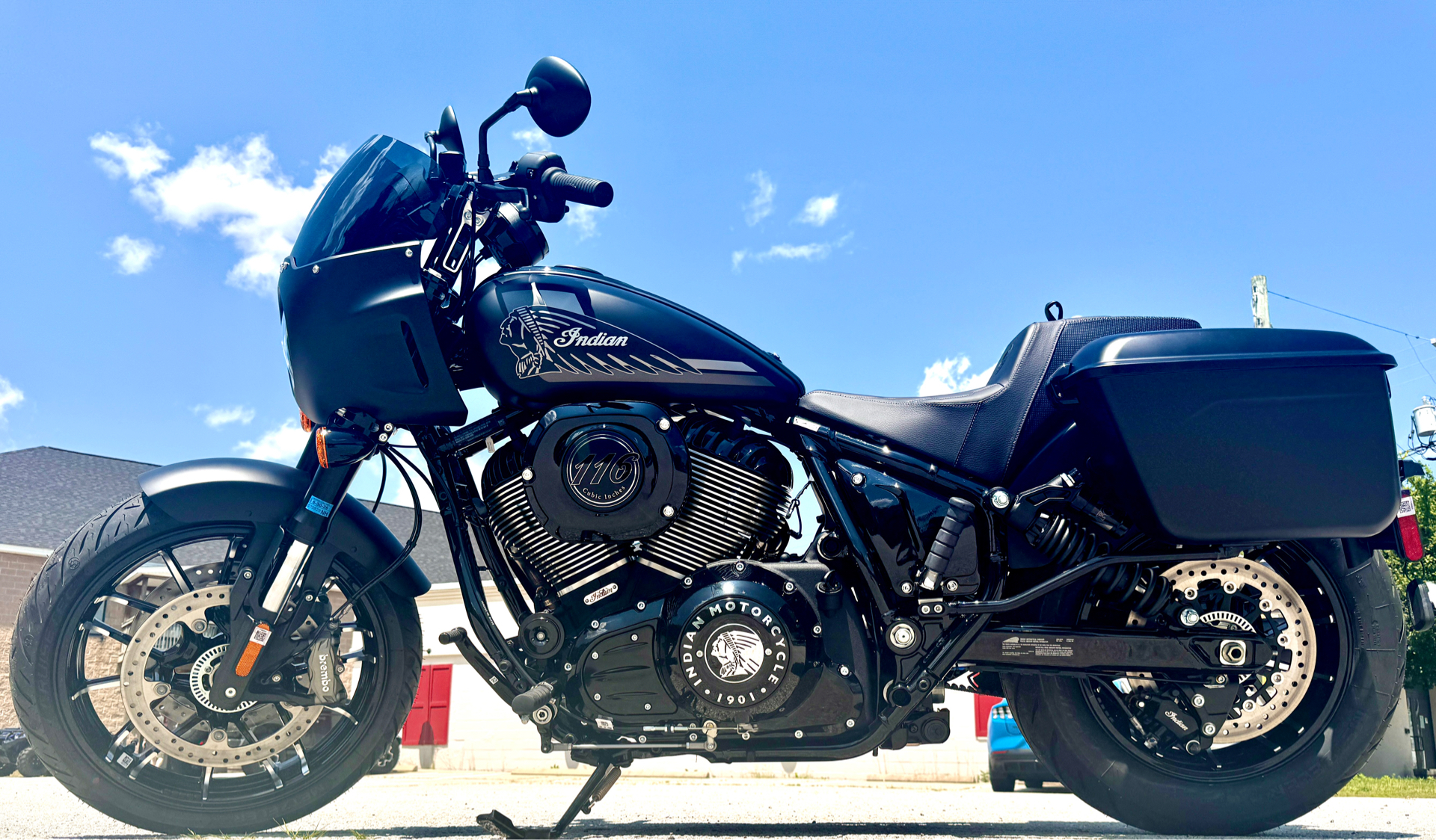 2025 Indian Motorcycle Sport Chief RT in Manchester, New Hampshire - Photo 5
