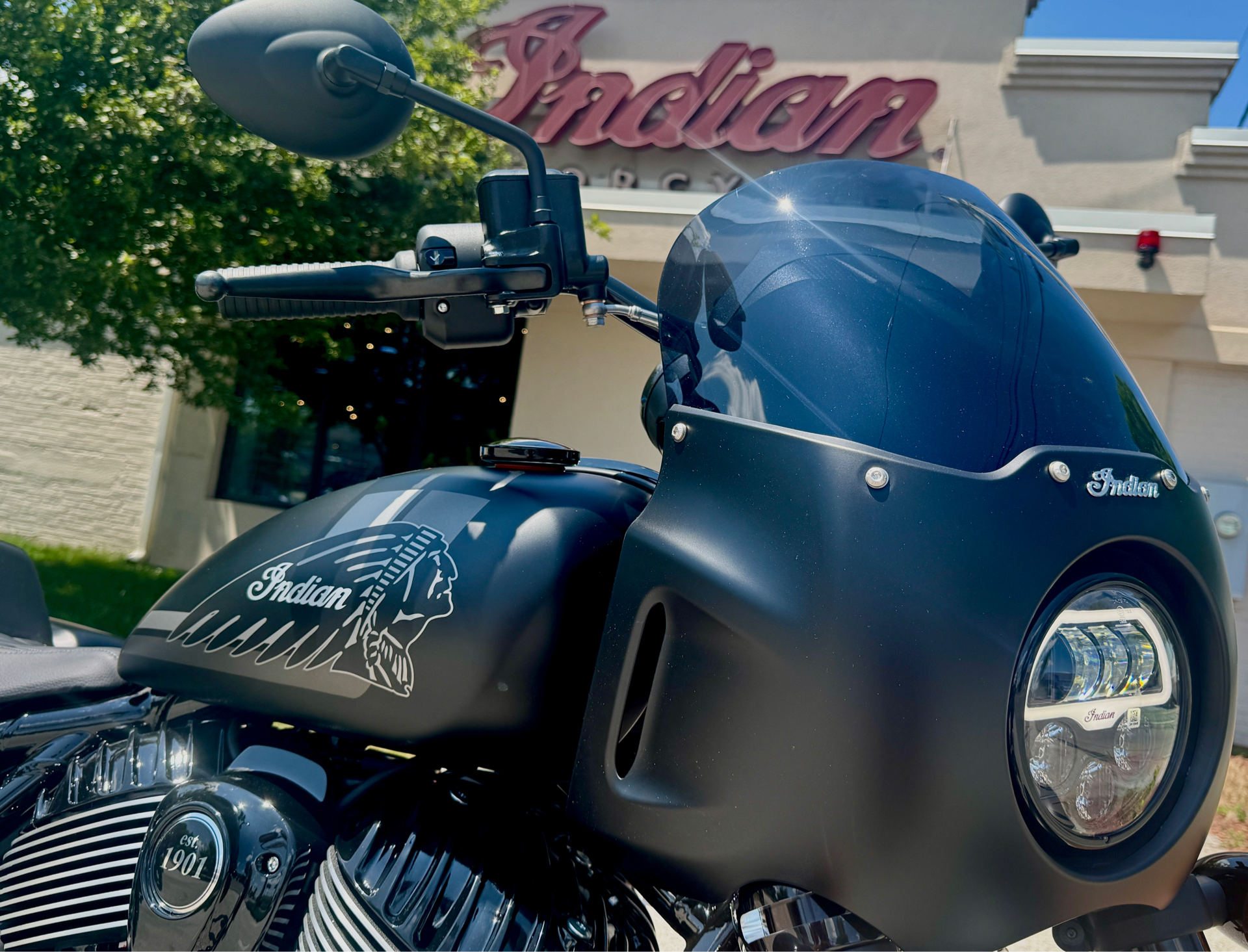 2025 Indian Motorcycle Sport Chief RT in Manchester, New Hampshire - Photo 11