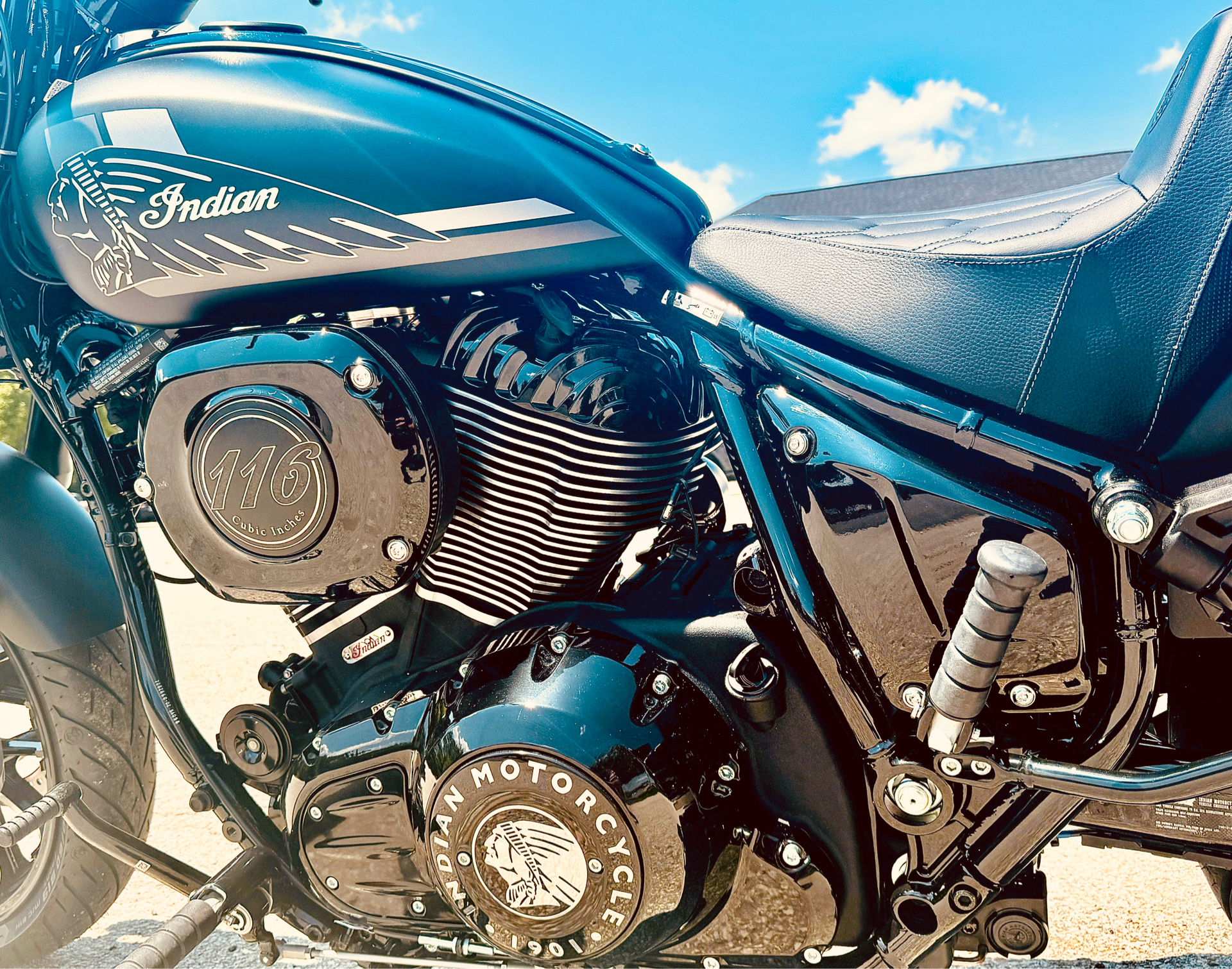 2025 Indian Motorcycle Sport Chief RT in Manchester, New Hampshire - Photo 17