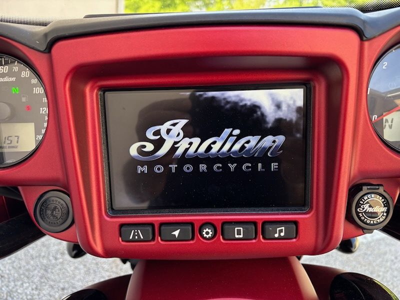 2023 Indian Motorcycle Chieftain® Dark Horse® in Manchester, New Hampshire - Photo 13