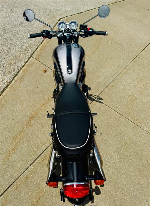 2025 Triumph Bonneville T100 in Manchester, New Hampshire - Photo 9