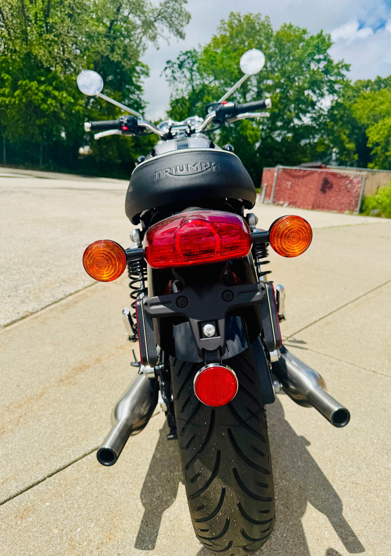 2025 Triumph Bonneville T100 in Manchester, New Hampshire - Photo 11