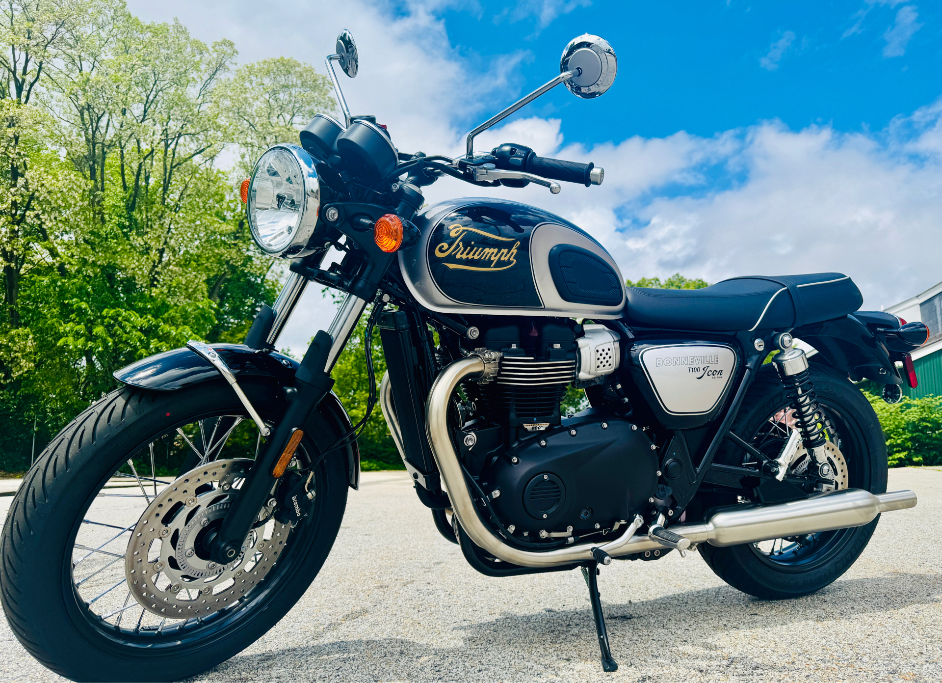 2025 Triumph Bonneville T100 in Manchester, New Hampshire - Photo 19
