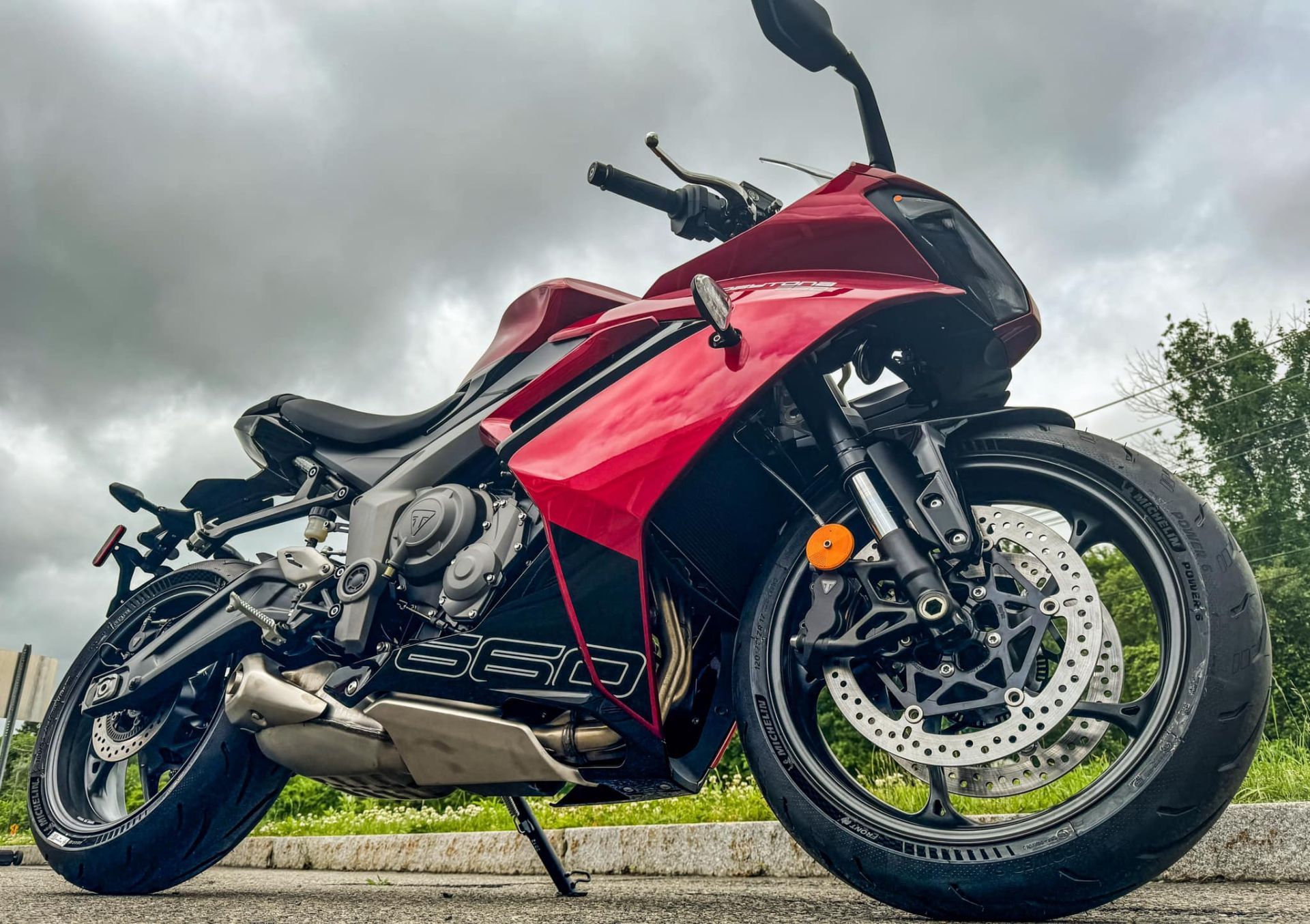 2025 Triumph Daytona 660 in Manchester, New Hampshire - Photo 19