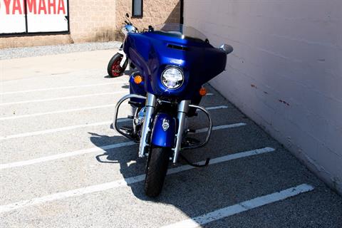 2024 Indian Motorcycle Chieftain® Limited with PowerBand Audio Package in Manchester, New Hampshire - Photo 3