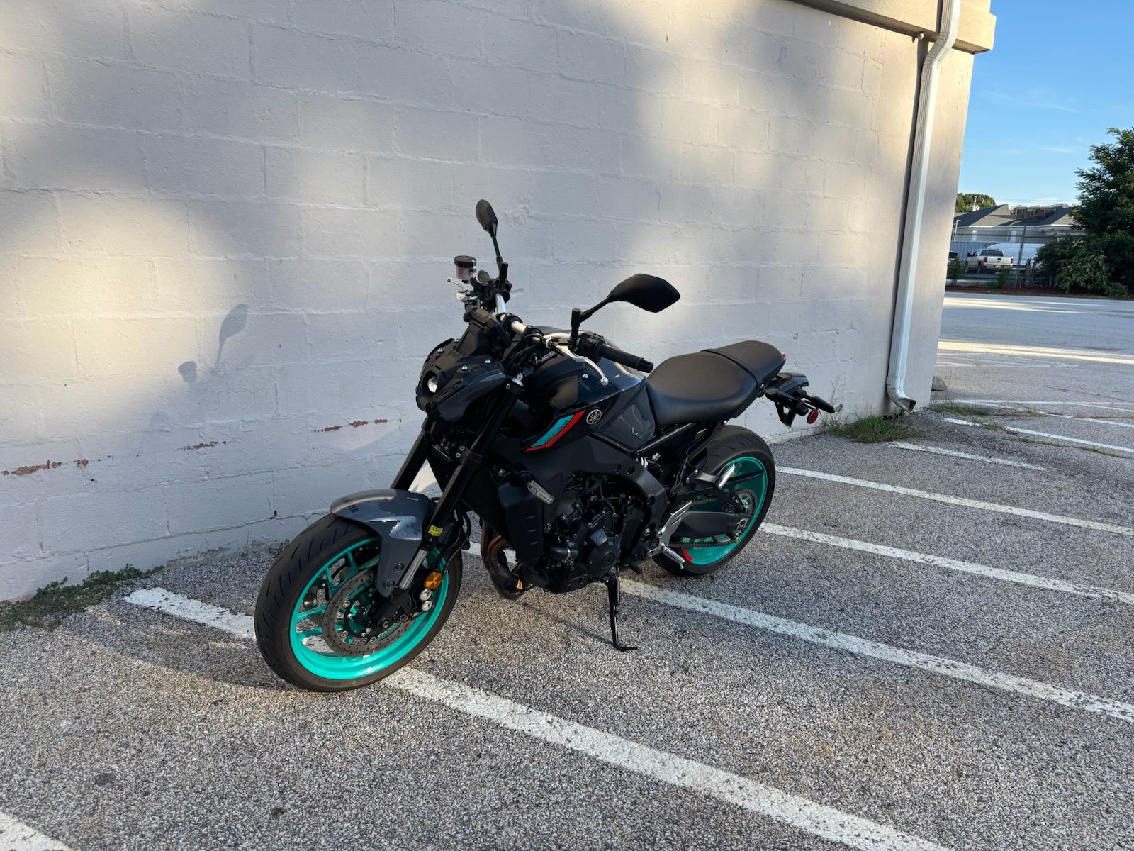 2023 Yamaha MT-09 in Manchester, New Hampshire - Photo 5