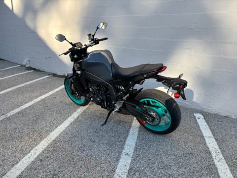 2023 Yamaha MT-09 in Manchester, New Hampshire - Photo 6