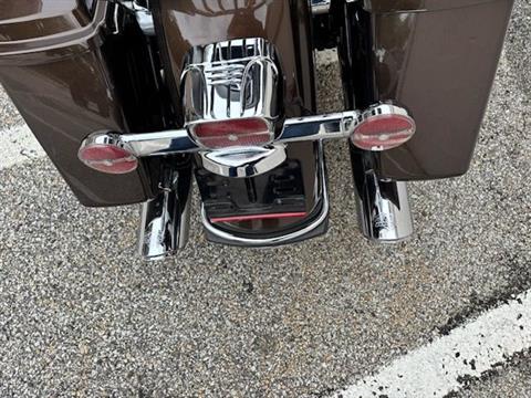 2013 Harley-Davidson Road King® 110th Anniversary Edition in Manchester, New Hampshire - Photo 12