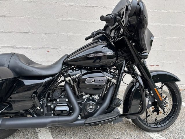 2020 Harley-Davidson Street Glide® Special in Manchester, New Hampshire - Photo 9