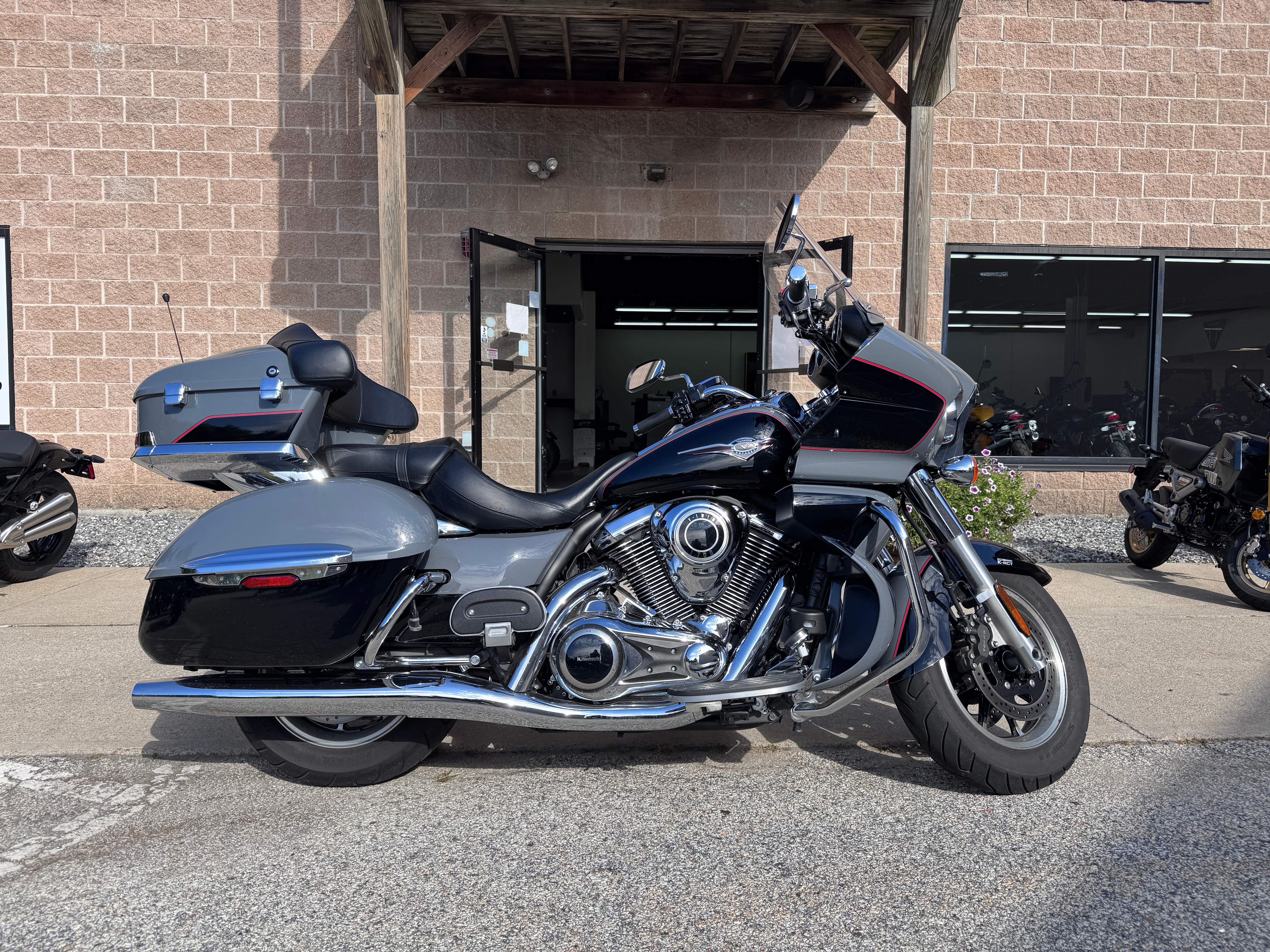 Used 2023 Kawasaki Vulcan 1700 Voyager ABS Pearl Storm Gray