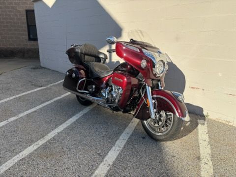 2022 Indian Motorcycle Roadmaster® in Manchester, New Hampshire - Photo 2