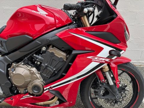 2020 Honda CBR650R ABS in Manchester, New Hampshire - Photo 9
