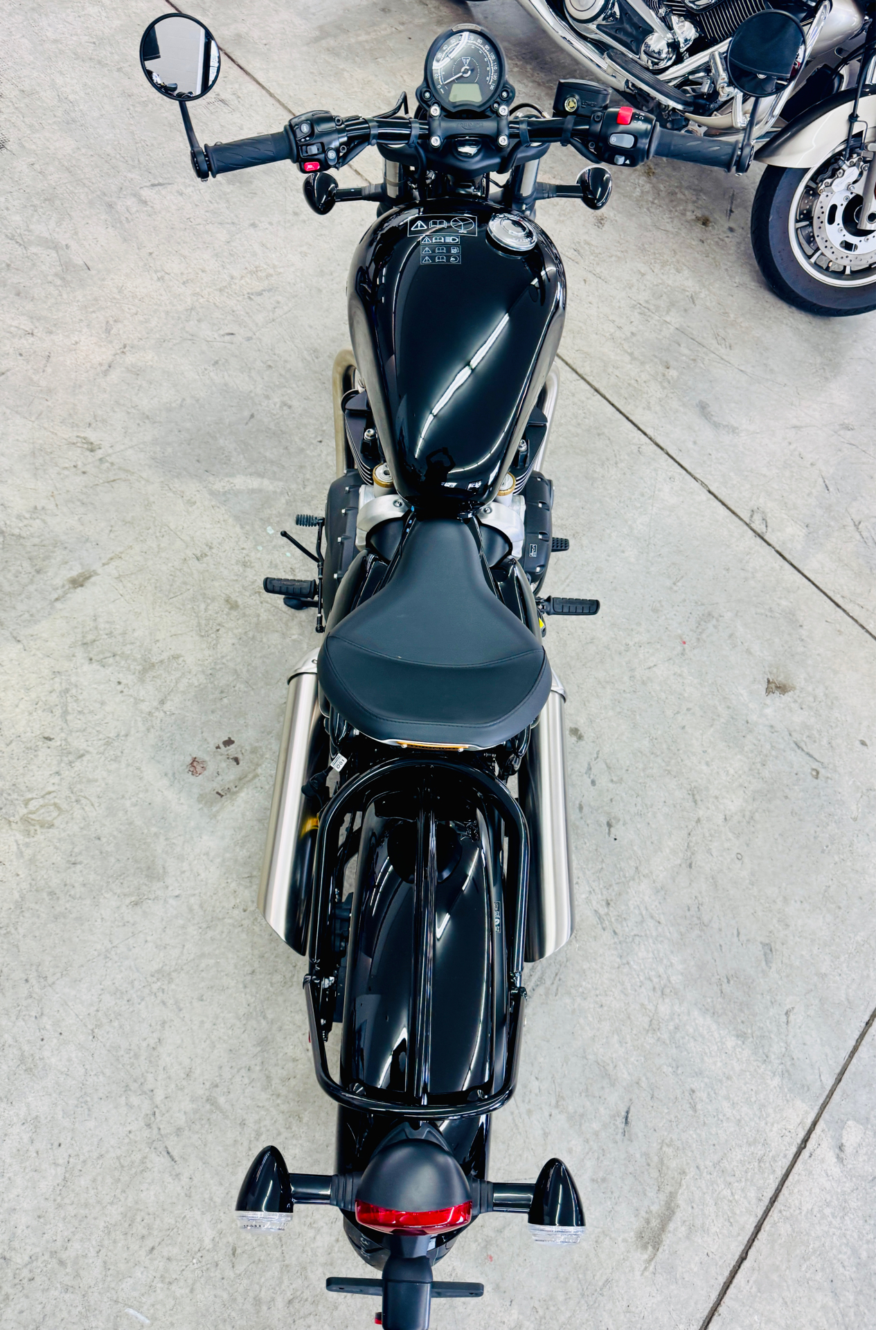 2024 Triumph Bonneville Bobber in Manchester, New Hampshire - Photo 8