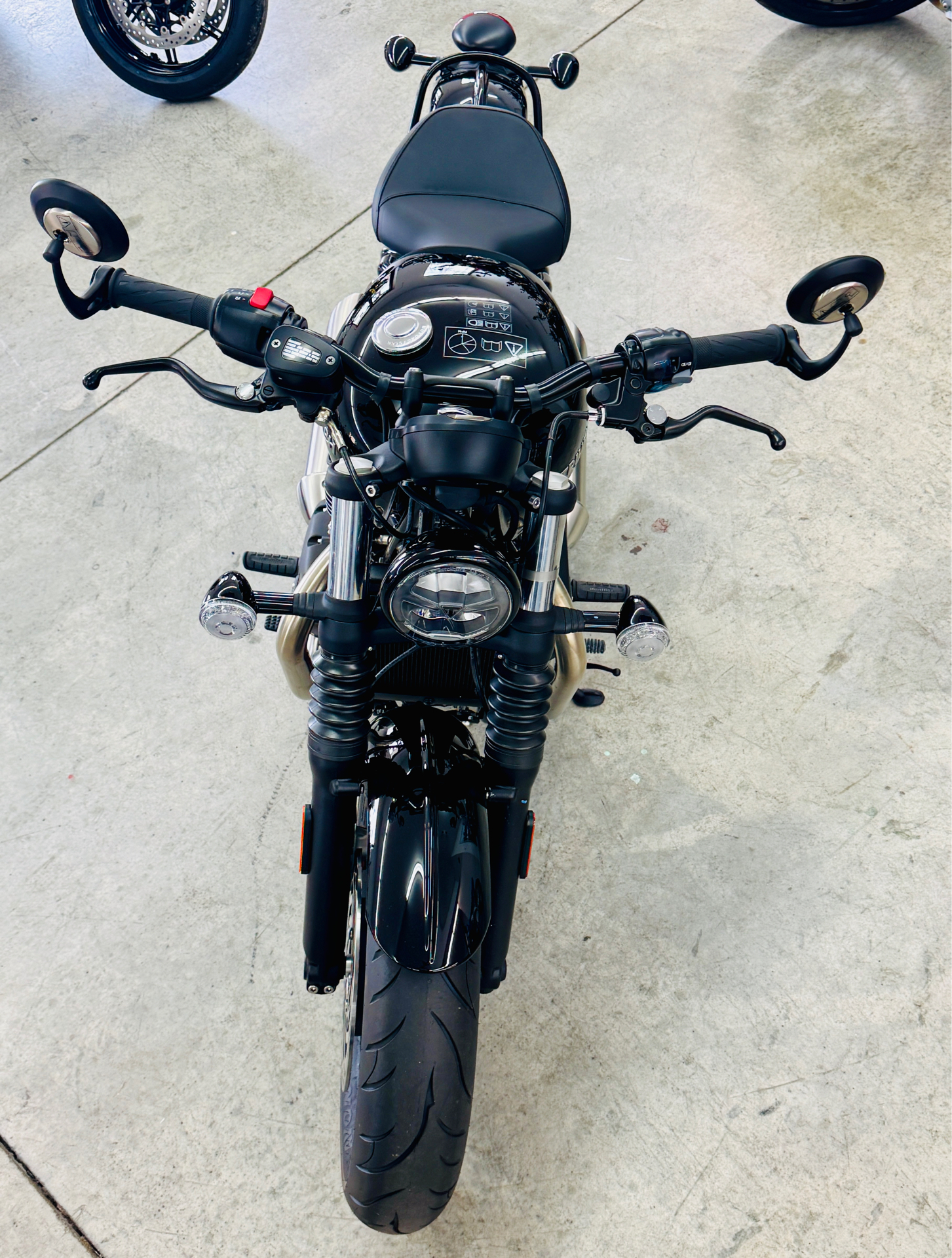 2024 Triumph Bonneville Bobber in Manchester, New Hampshire - Photo 12