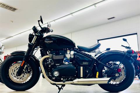 2024 Triumph Bonneville Bobber in Manchester, New Hampshire - Photo 16