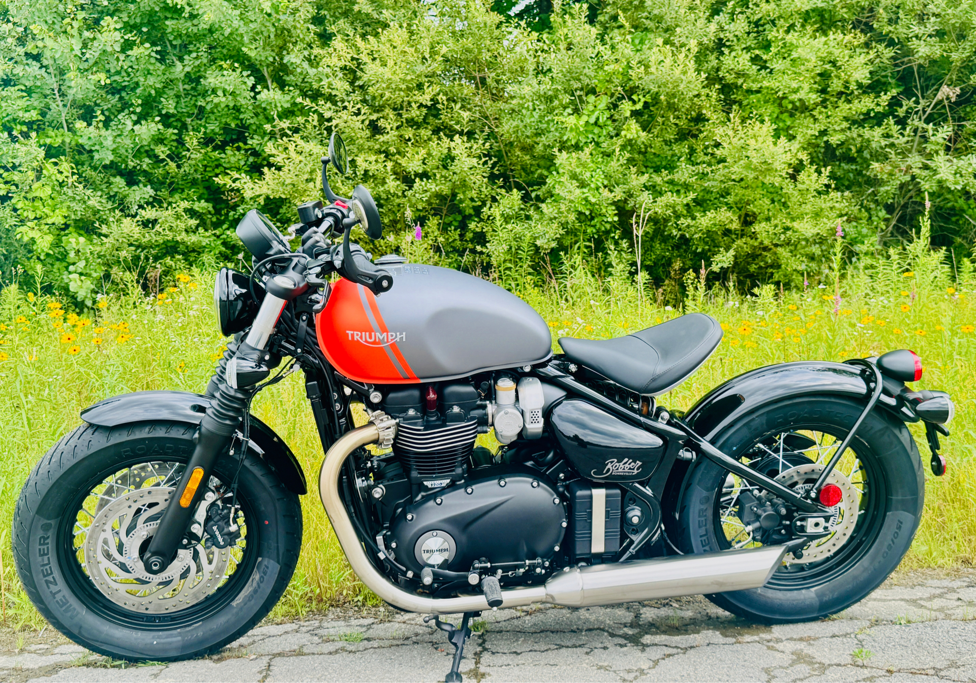2025 Triumph Bonneville Bobber in Manchester, New Hampshire - Photo 3