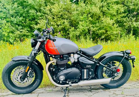 2025 Triumph Bonneville Bobber in Manchester, New Hampshire - Photo 3