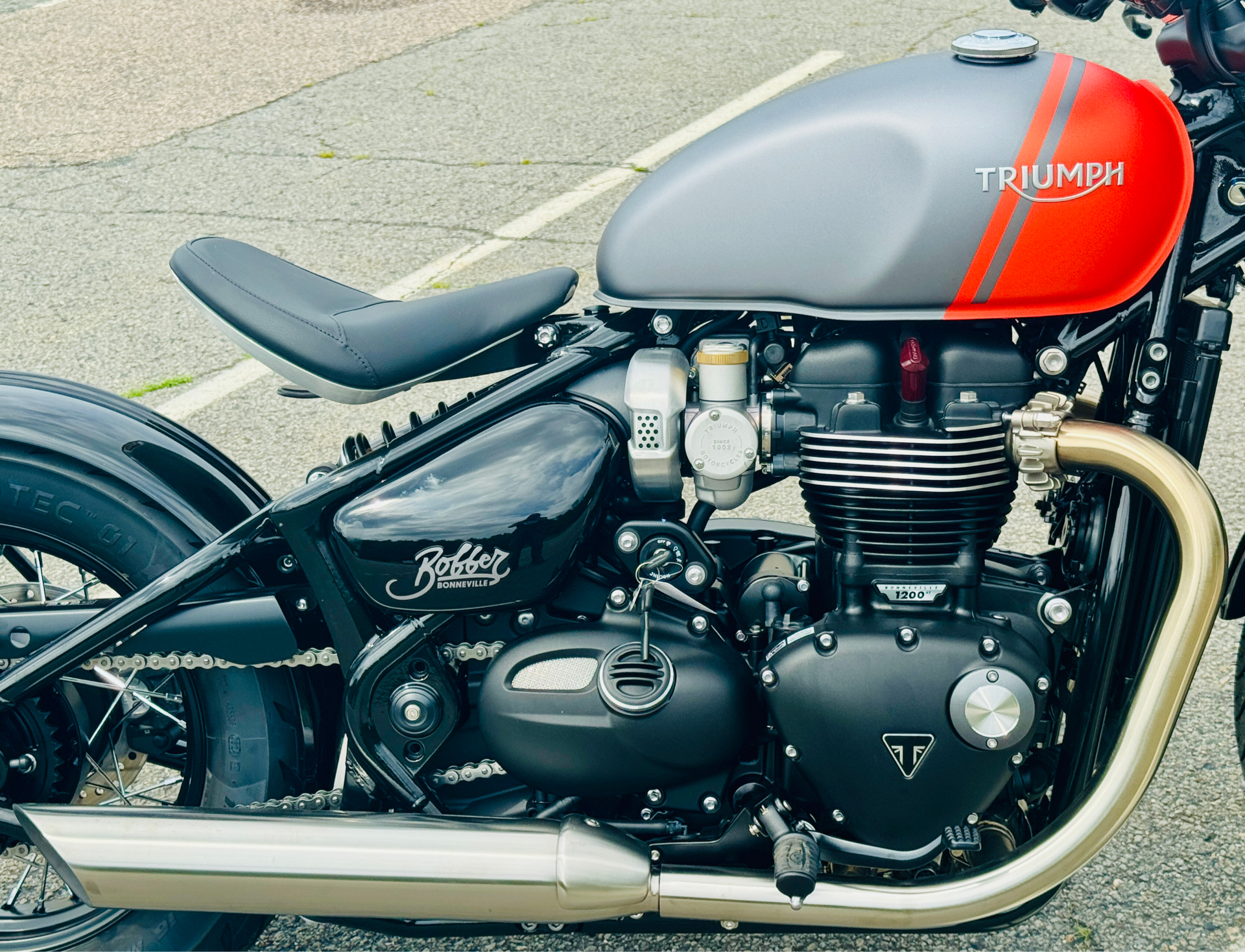 2025 Triumph Bonneville Bobber in Manchester, New Hampshire - Photo 4