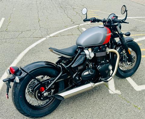 2025 Triumph Bonneville Bobber in Manchester, New Hampshire - Photo 15