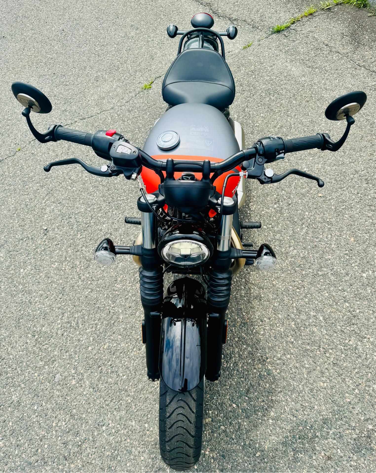 2025 Triumph Bonneville Bobber in Manchester, New Hampshire - Photo 21