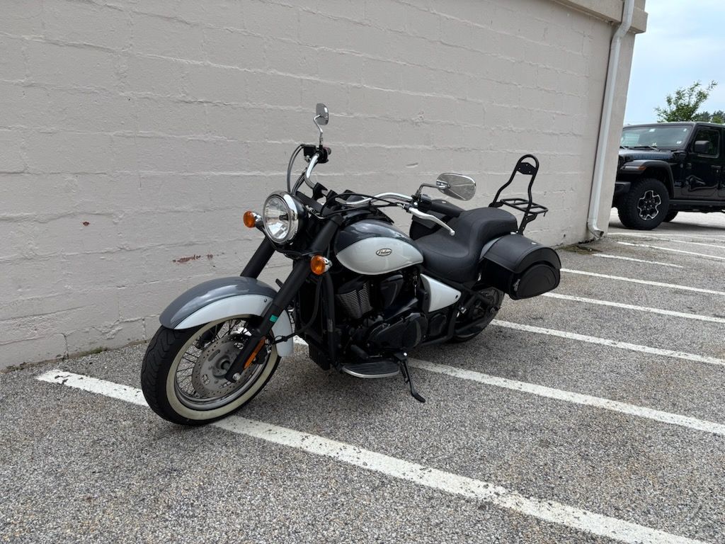2021 Kawasaki Vulcan 900 Classic in Manchester, New Hampshire - Photo 5