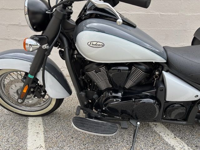 2021 Kawasaki Vulcan 900 Classic in Manchester, New Hampshire - Photo 10