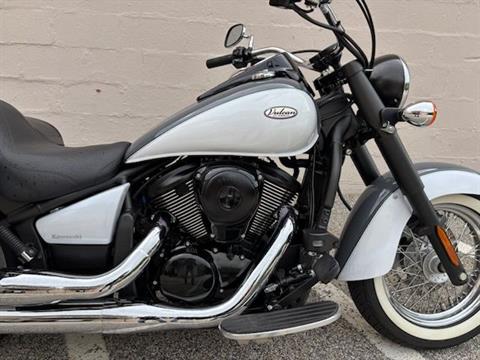 2021 Kawasaki Vulcan 900 Classic in Manchester, New Hampshire - Photo 9