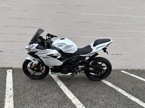2023 Kawasaki Ninja 400 ABS in Manchester, New Hampshire - Photo 4