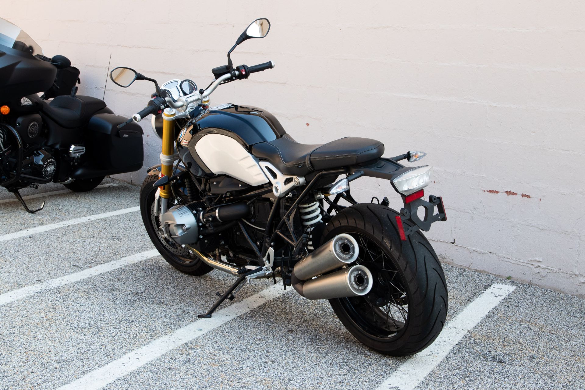 2015 BMW R nineT in Manchester, New Hampshire - Photo 12