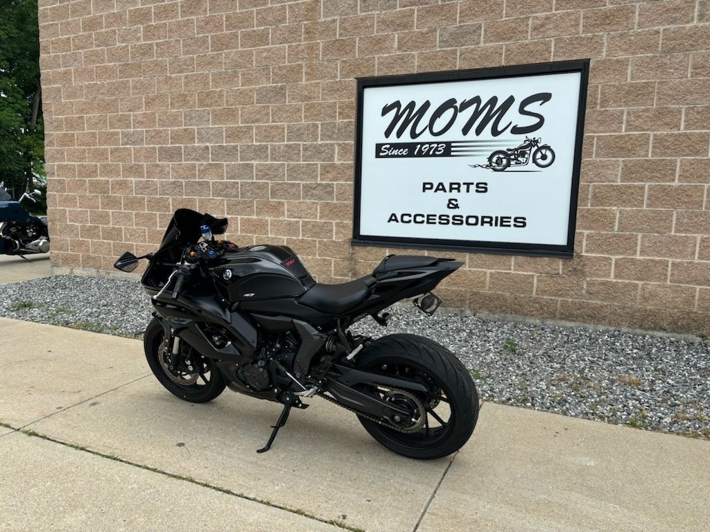 2022 Yamaha YZF-R7 in Manchester, New Hampshire - Photo 6