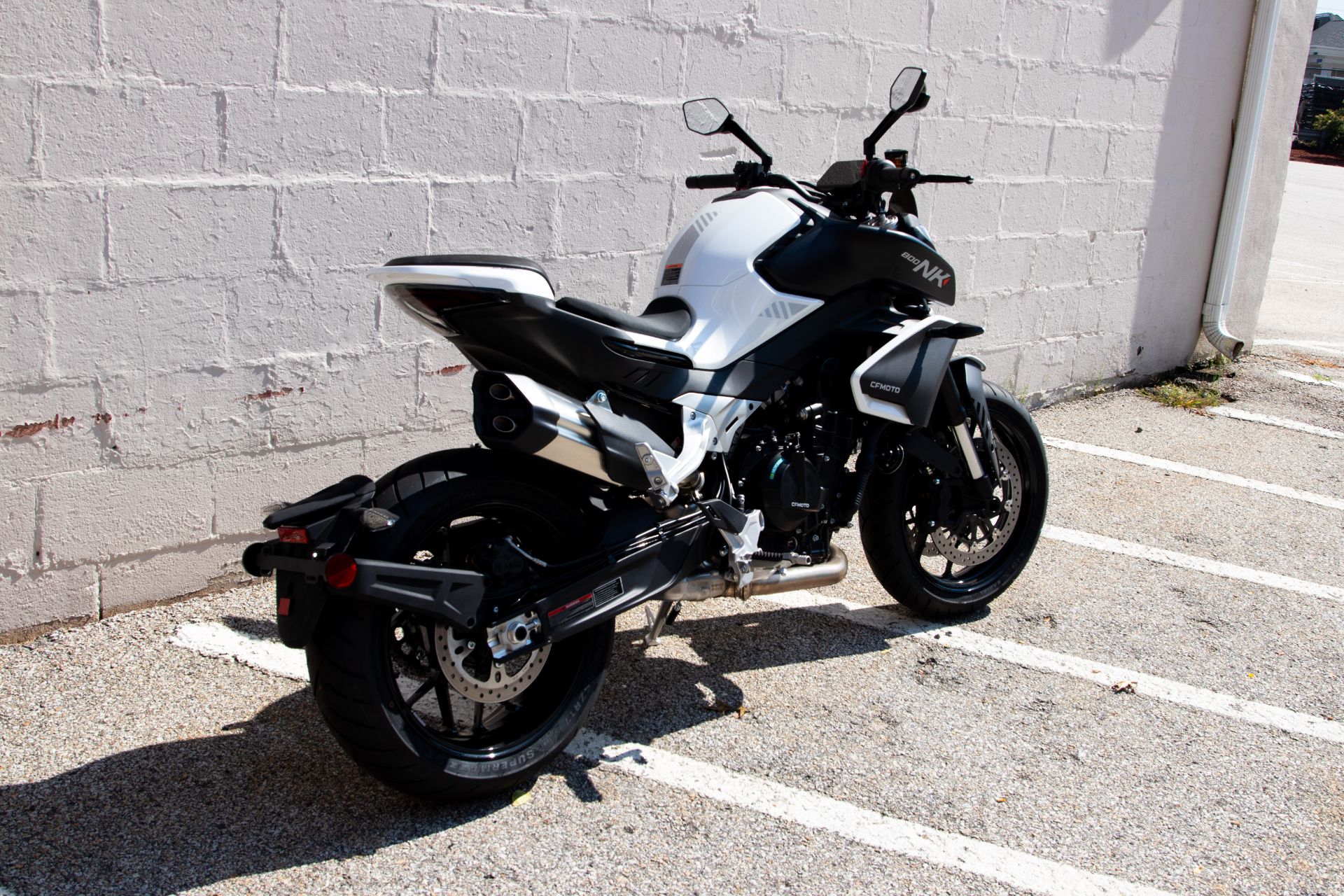 2024 CFMOTO 800NK in Manchester, New Hampshire - Photo 6