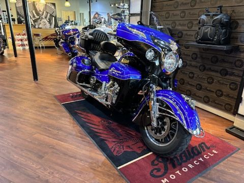 2018 Indian Motorcycle Roadmaster® Elite in Manchester, New Hampshire - Photo 2