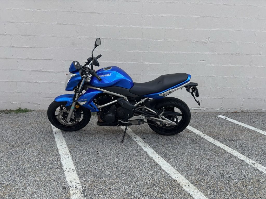 2009 Kawasaki ER-6n in Manchester, New Hampshire - Photo 1