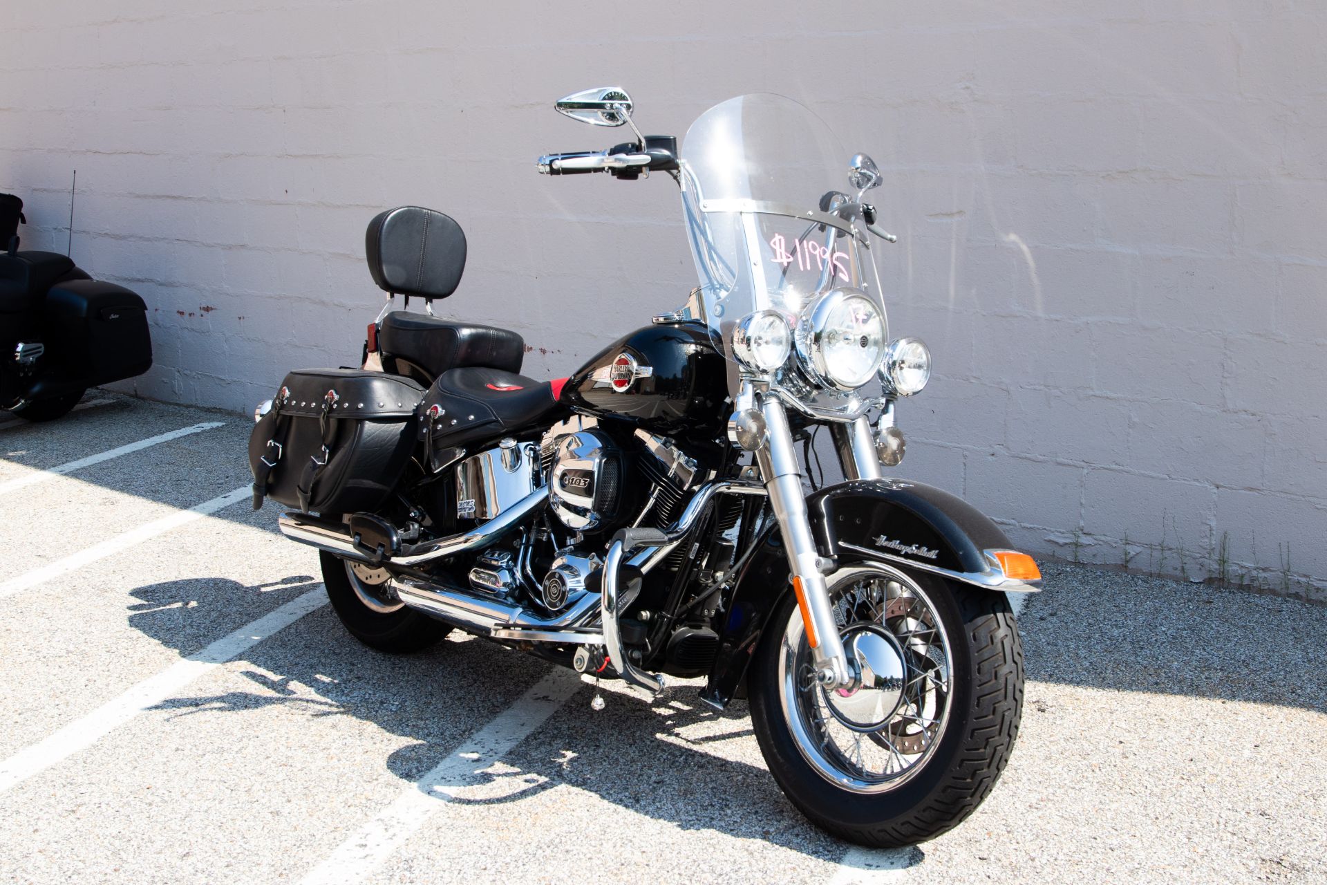 2017 Harley-Davidson SOFTAIL HERITAGE SOFTAIL CLASSIC in Manchester, New Hampshire - Photo 2