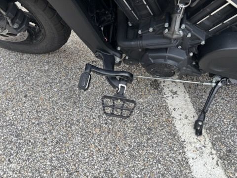 2018 Indian Motorcycle Scout® Bobber ABS in Manchester, New Hampshire - Photo 15