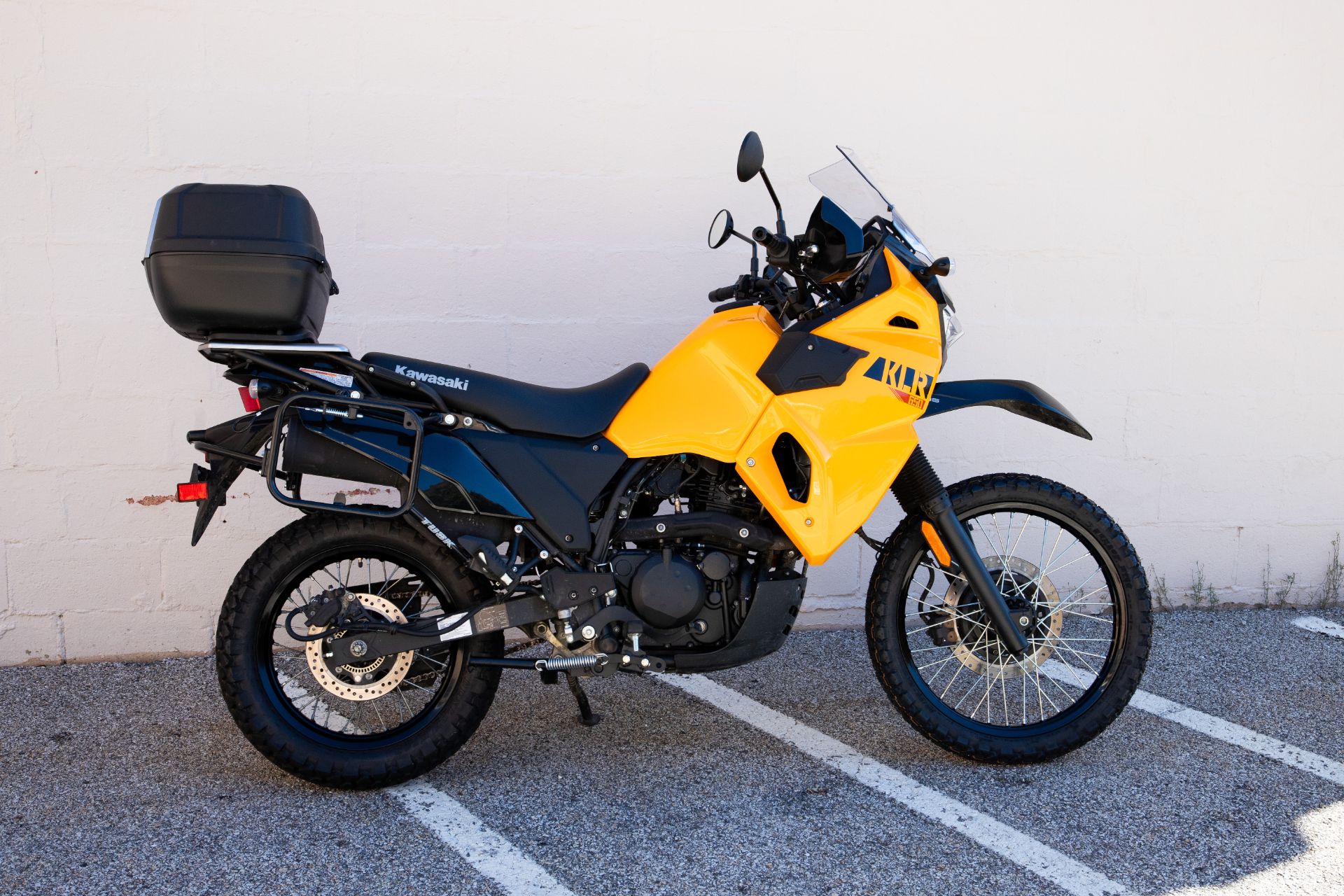 もるかページ Used 2023 Kawasaki KLR 650 Traveler ABS Pearl Solar Yellow