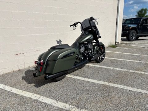 2021 Indian Motorcycle Springfield® Dark Horse® in Manchester, New Hampshire - Photo 6