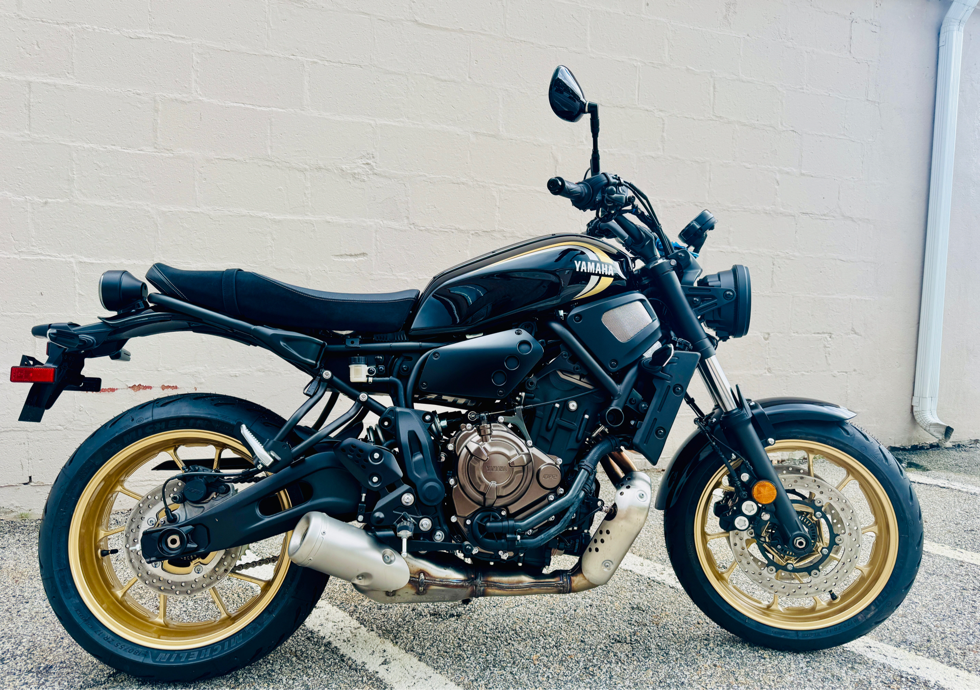 2025 Yamaha XSR700 in Manchester, New Hampshire - Photo 22
