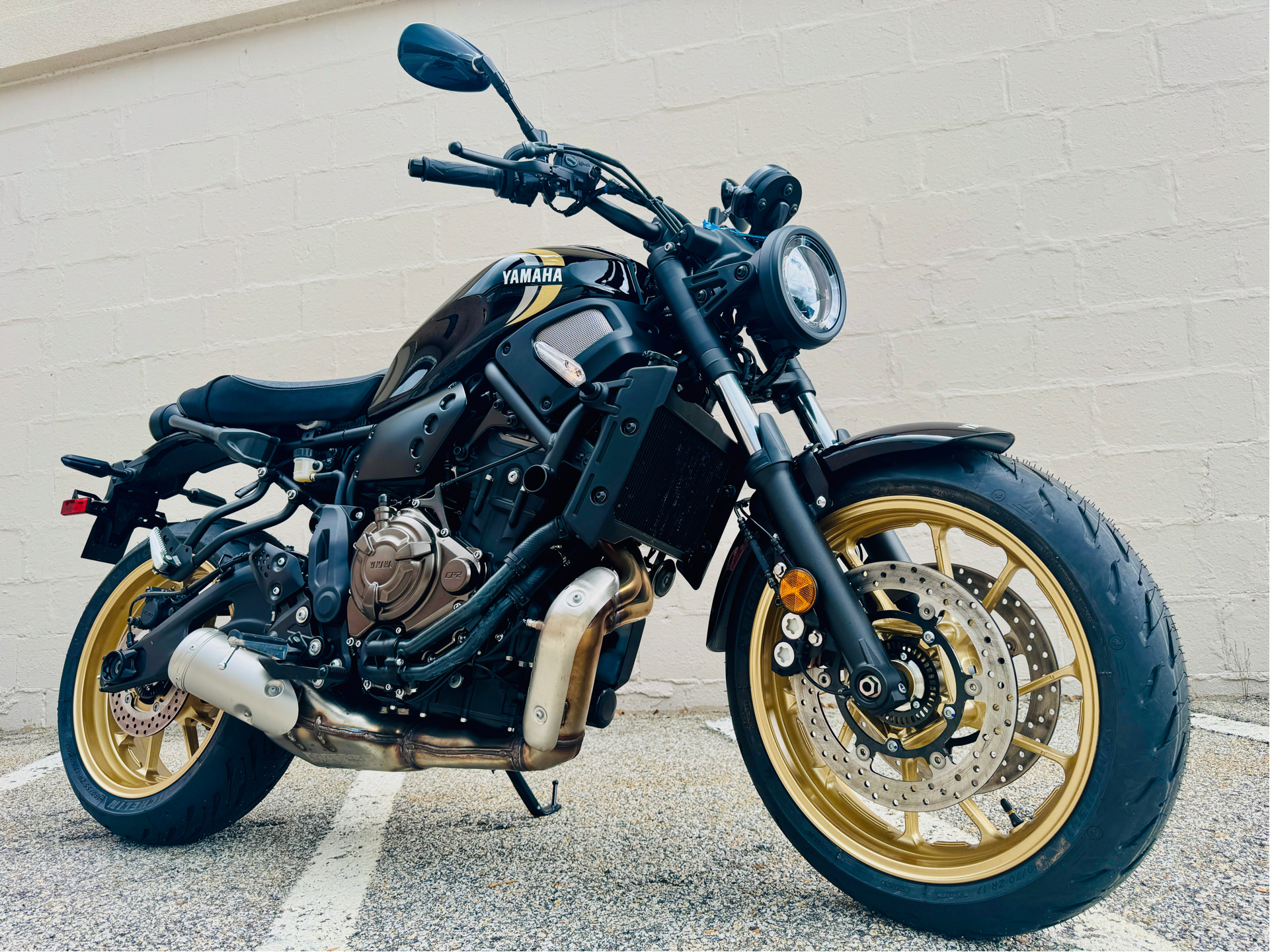 2025 Yamaha XSR700 in Manchester, New Hampshire - Photo 15